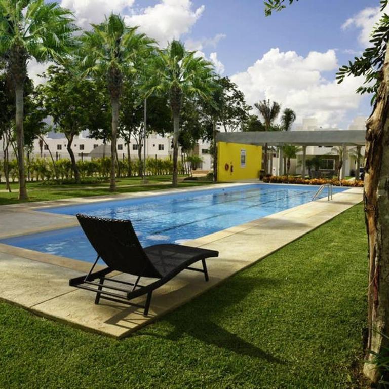 Casa nueva con 3 recamaras y a un lado de alberca - Casa de 3 dormitorios - 2