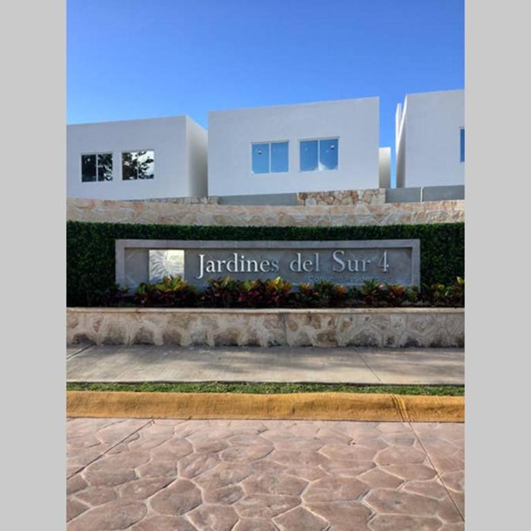 Casa nueva con 3 recamaras y a un lado de alberca - Casa de 3 dormitorios - 8