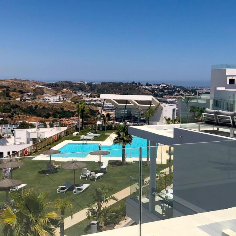 Luxury Secure Chic-Hideaway in La Cala de Mijas with Sun-Drenched Terrace, SPA & GYM - Apartamento de 3 dormitorios - 37