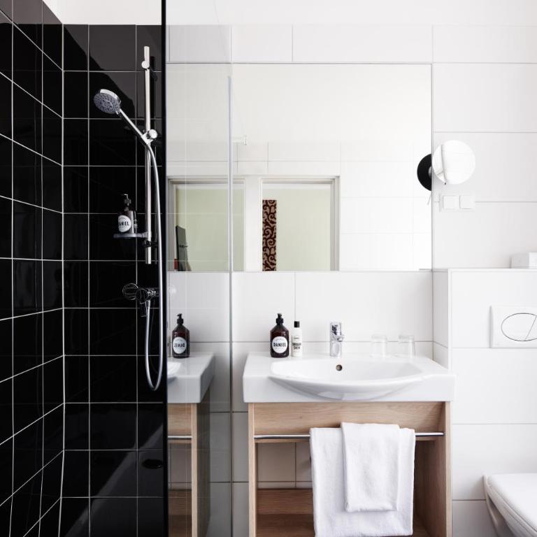 Hotel Weitzer Graz - Centre of Graz - Classic Zimmer - 5