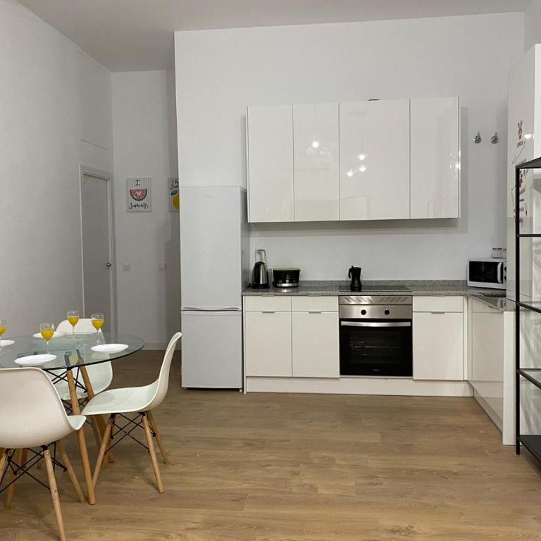 Aluche Aparment C - One-Bedroom Apartment - 2