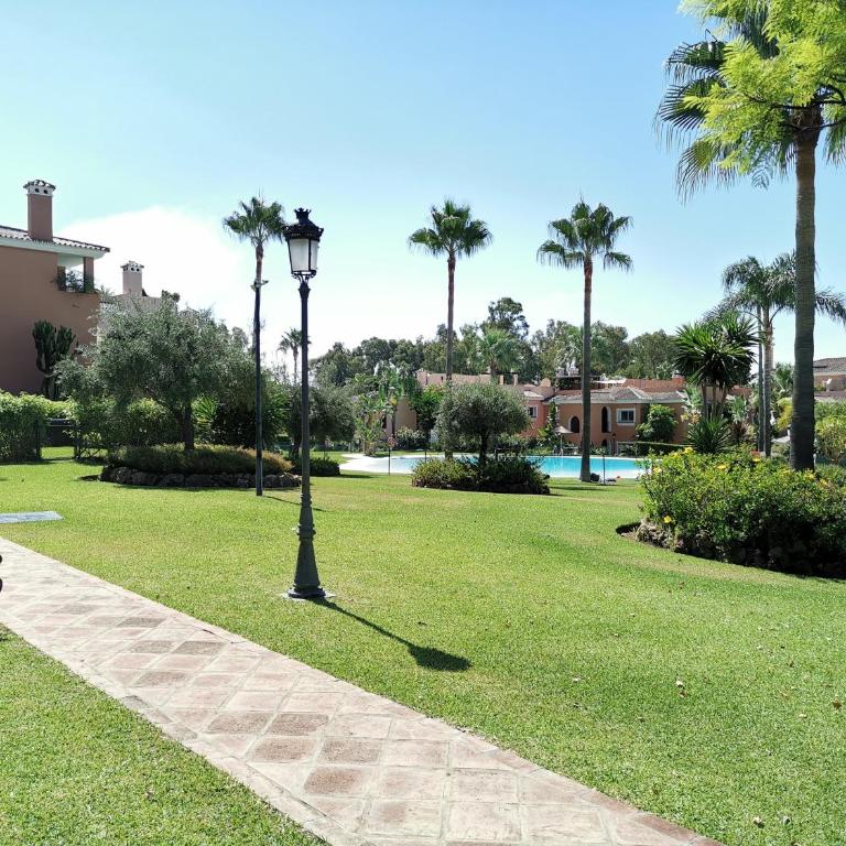 Apartamento entre Marbella y Estepona - Apartamento de 2 dormitorios - 36
