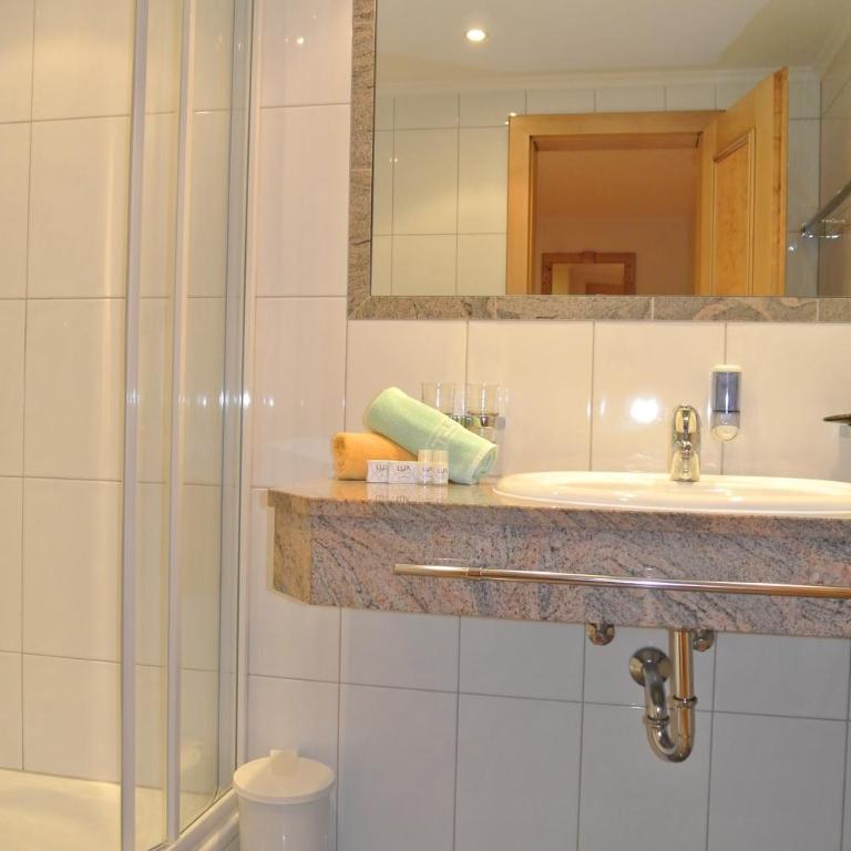 Hotel Garni Central - Zimmer - Studios - Apartments - Superior Apartment - 3