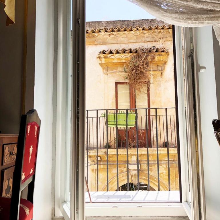 Suite 120 - Monolocale con Balcone - 9