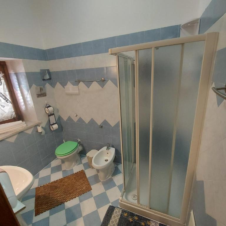 Nostra casa rooms - Camera Tripla Comfort con Doccia - 1