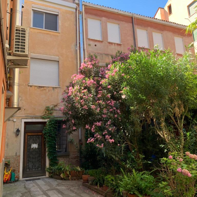 Casa Nini - One-Bedroom Apartment - 27