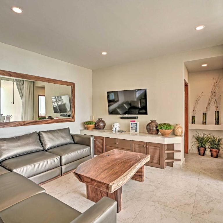 Ocean-View Oasis on Playa Norte: Resort Amenities - Apartment - 5