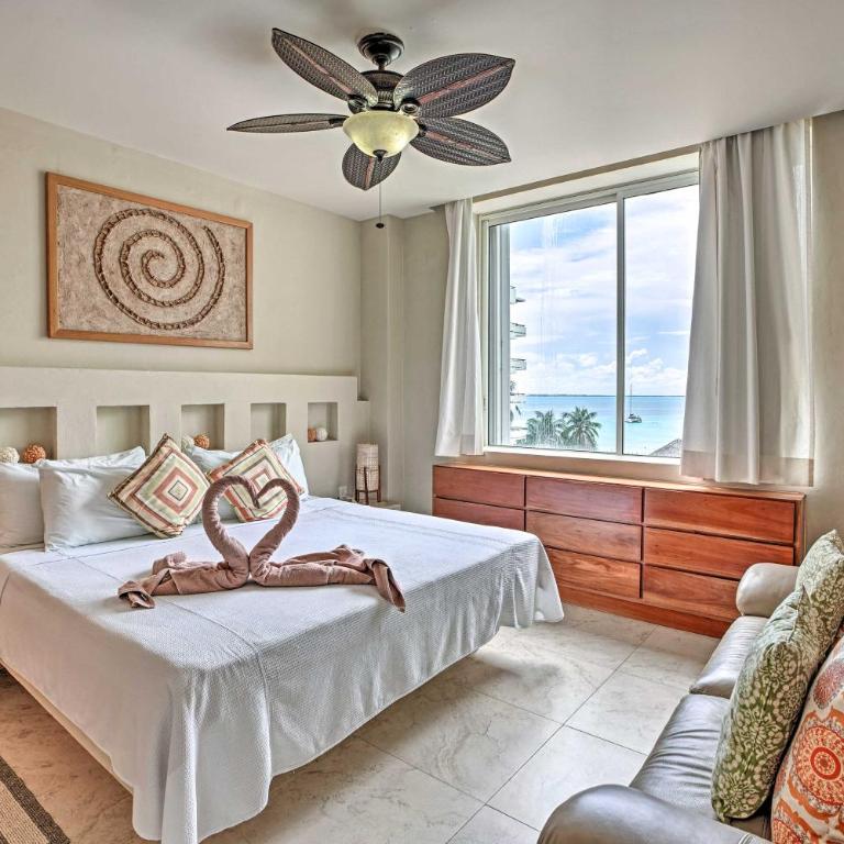 Ocean-View Oasis on Playa Norte: Resort Amenities - Apartment - 11