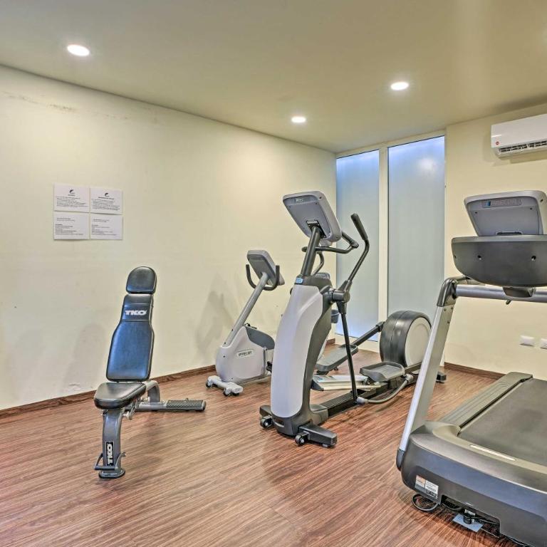 Ocean-View Oasis on Playa Norte: Resort Amenities - Apartment - 27