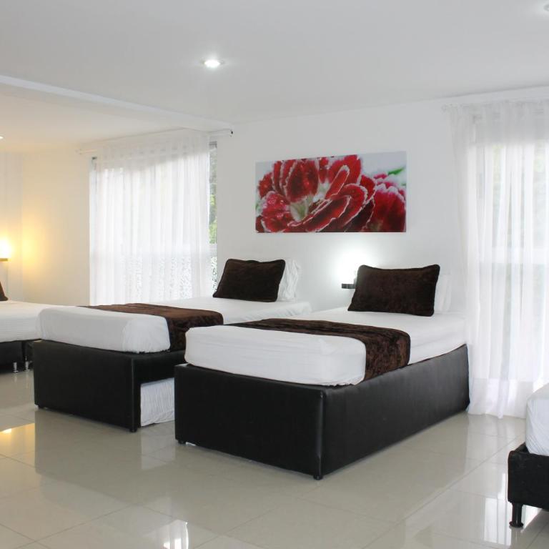 Hotel Boutique las Rosas 5 G - Family Room - 3