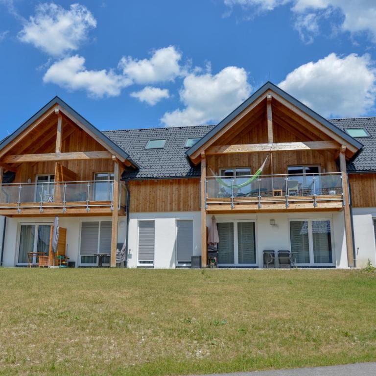 Alpine Chalet Pia Top 5 by AA Holiday Homes - Apartment mit Blick auf die Berge - 1