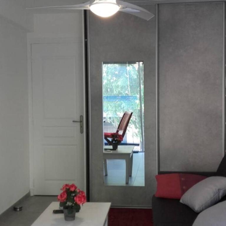 Port Vauban appartement F3 refait à neuf - Appartement 2 Chambres - 2