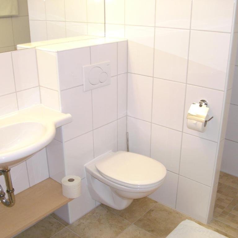 Hirzingerhof - Familienzimmer mit Balkon - 1