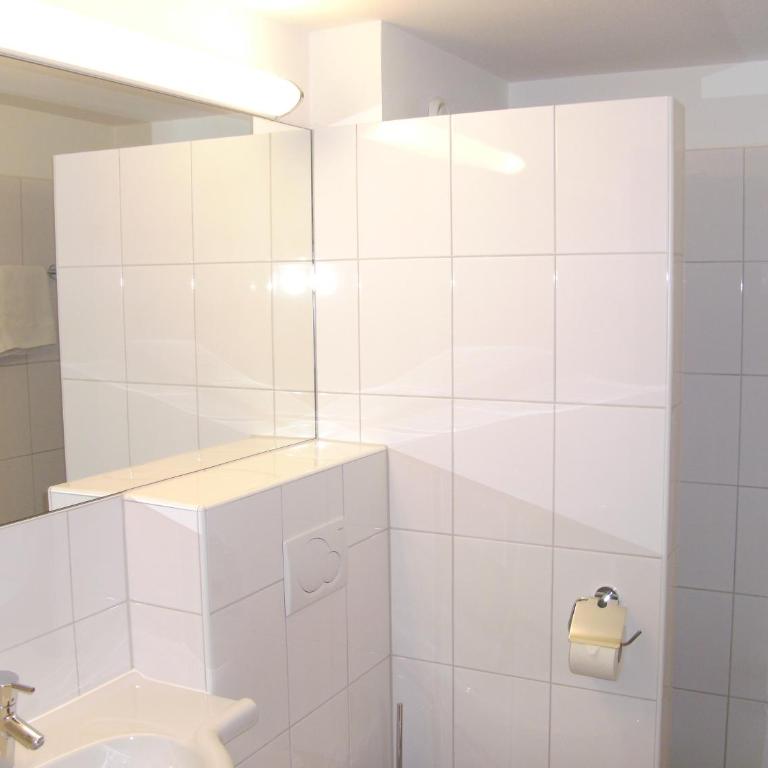Hirzingerhof - Familienzimmer mit Balkon - 8