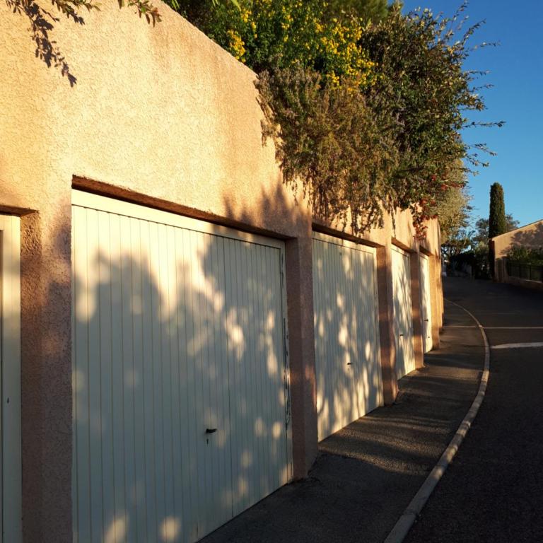 Duplex, vue panoramique sur la Méditerranée, piscine, garage - Appartamento con Vista Mare - 52