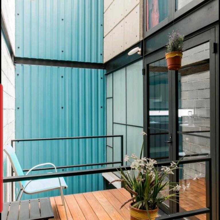 Cozy Loft with Balcony - Apartamento - 2 niveles - 5