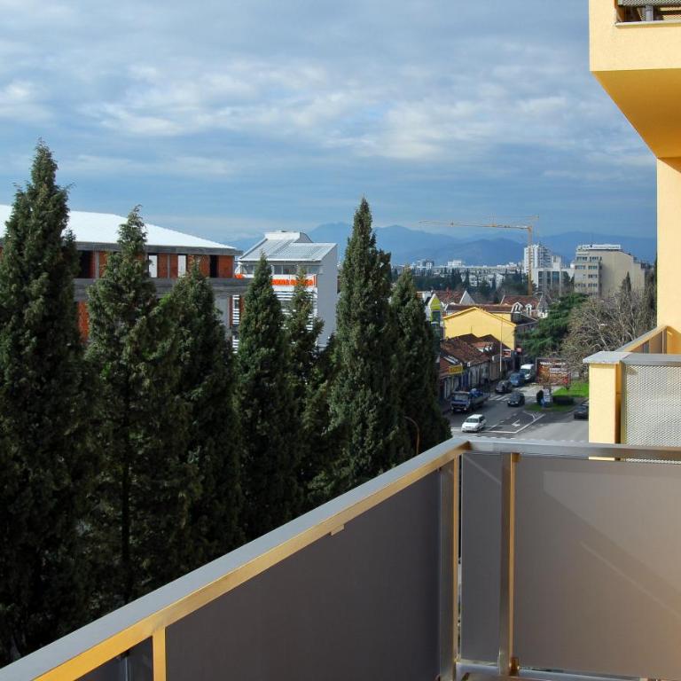 Apartments Athos - Premier One-Bedroom Apartment - 13