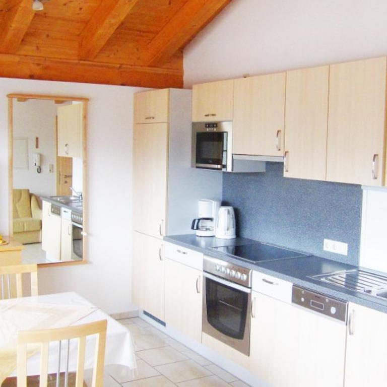 Adlerhorst Apart - Apartment mit 2 Schlafzimmern und Balkon - 2