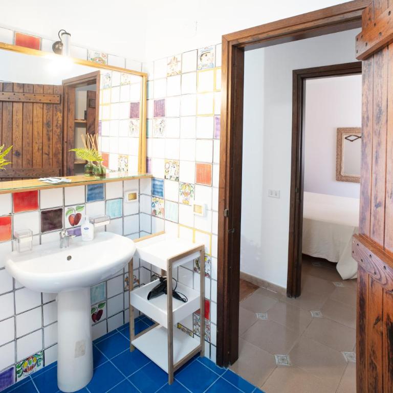 Residence del Sole - Appartamento con 2 Camere da Letto e Vista Mare - 12