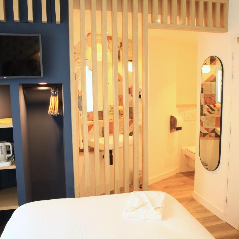 Logis Hôtels- Hôtel Marguerite d'Anjou Angers château - Chambre Simple Confortable - 6
