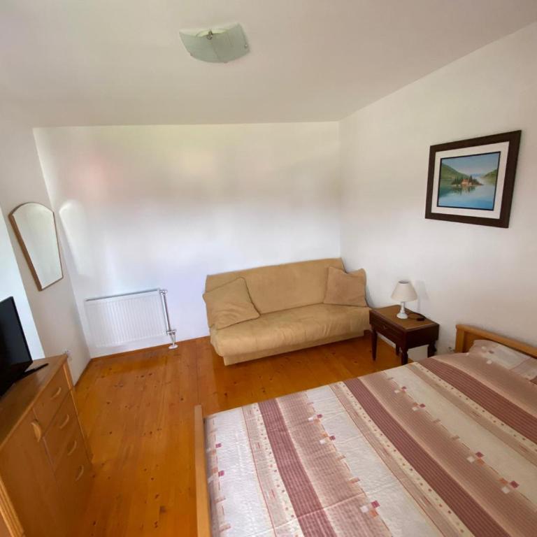 Apartments Popović - Comfort Studio Apartment with Balcony - 8