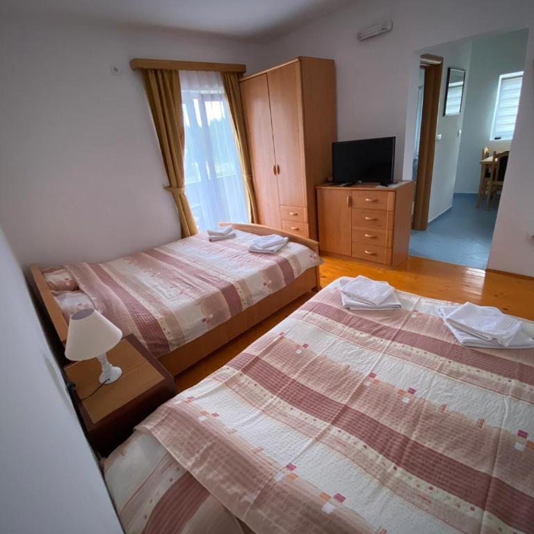Apartments Popović - Comfort Studio Apartment with Balcony - 6