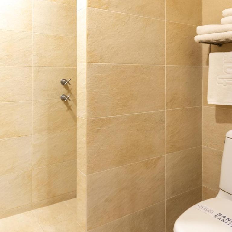 Hotel Flamingo Inn - Double Room with Two Double Beds - 2