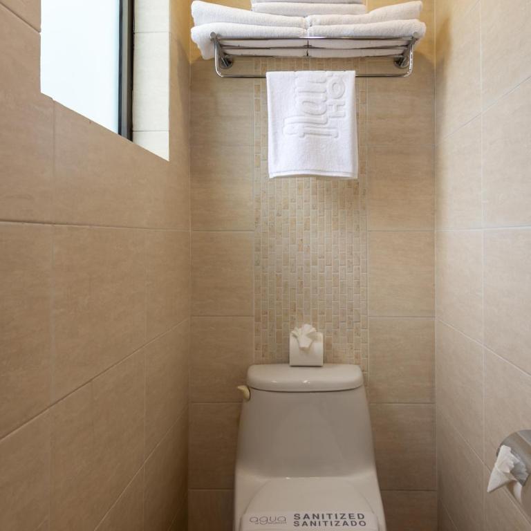 Hotel Flamingo Inn - Executive Double Room with Two Double Beds - 3