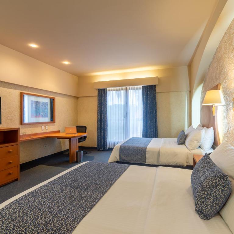 Hotel Flamingo Inn - Executive Double Room with Two Double Beds - 7
