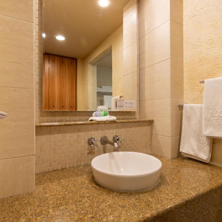 Hotel Flamingo Inn - Executive King Room - 2