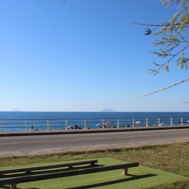 90 secondi dal letto al mare - Appartamento con Vista Mare - 13