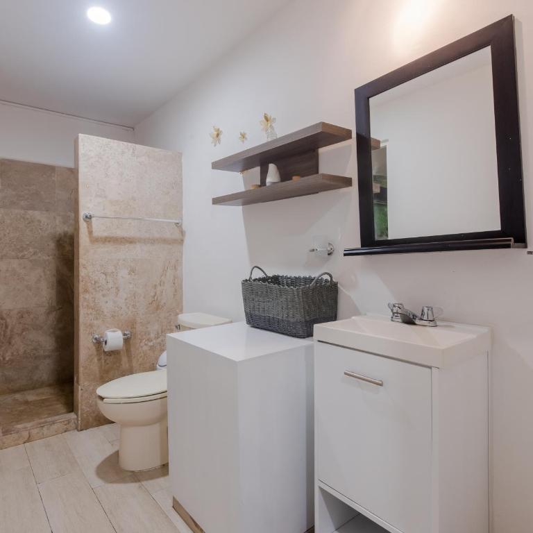 Ocean Plaza by Zamá Homes - Three-Bedroom Apartment Ground Floor with Street View - 5