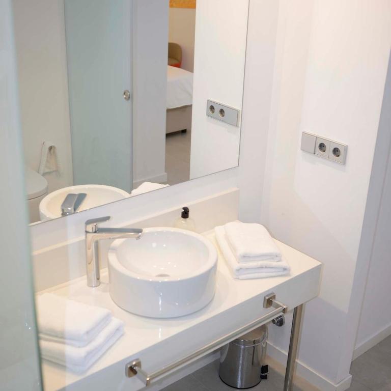 Apartaments B-Llobet Sun & Confort - Apartamento Estándar de 2 dormitorios - 12