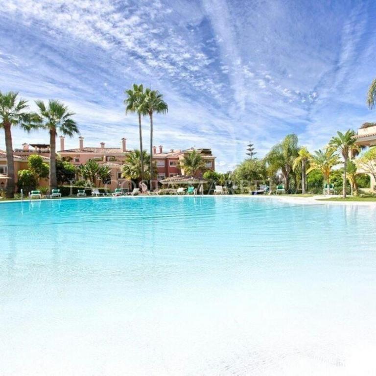 Apartamento entre Marbella y Estepona - Apartamento de 2 dormitorios - 31