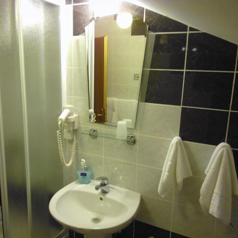 Guesthouse Mali Raj - Studio - 5