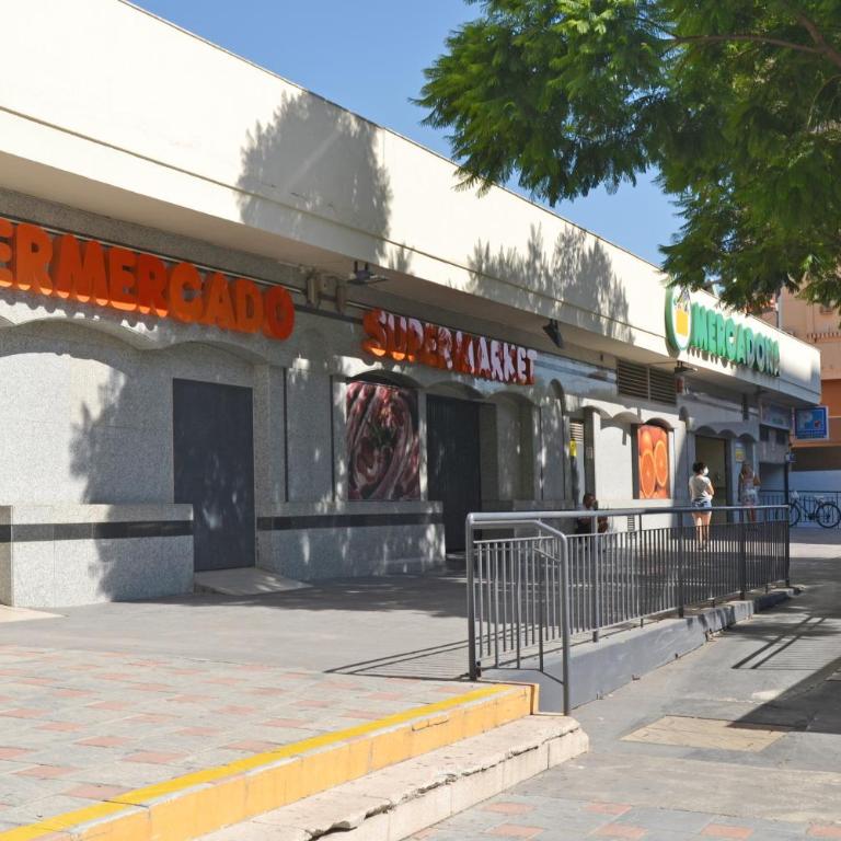 2 BEDROOM 2 BATHROOM APARTMENT in the heart of Fuengirola with big terrace and free parking space close to beach - Apartamento Deluxe - 35