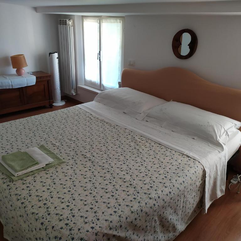 Casa di Debora - Camera Matrimoniale con Bagno Privato - 1