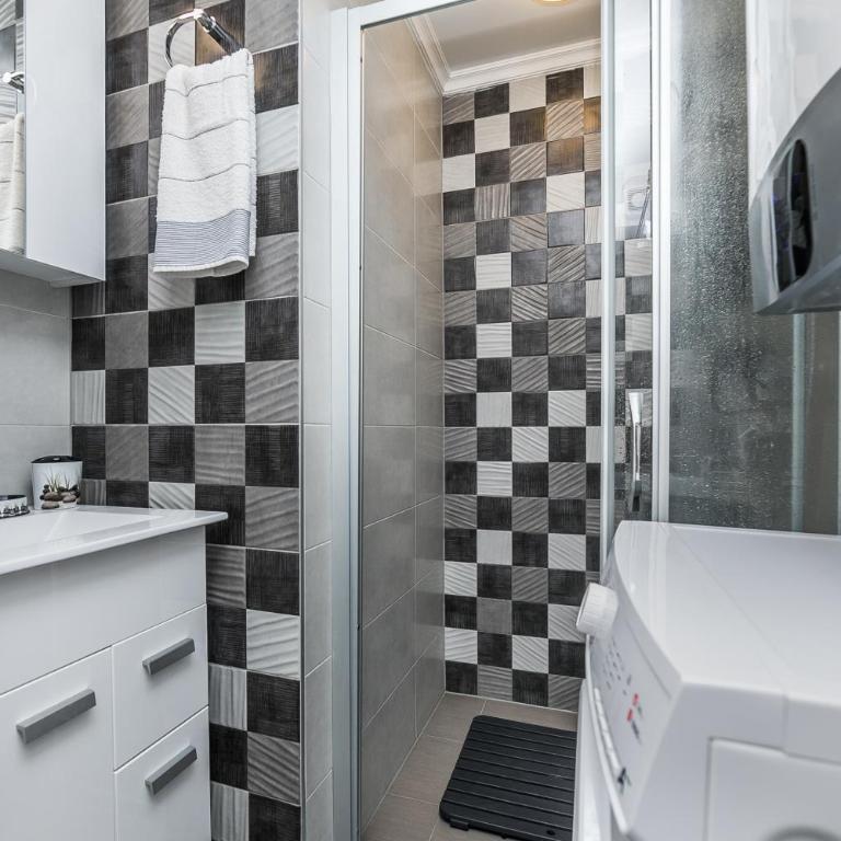 Gray Luxe - Apartman sa 1 Spavaćom Sobom - 30