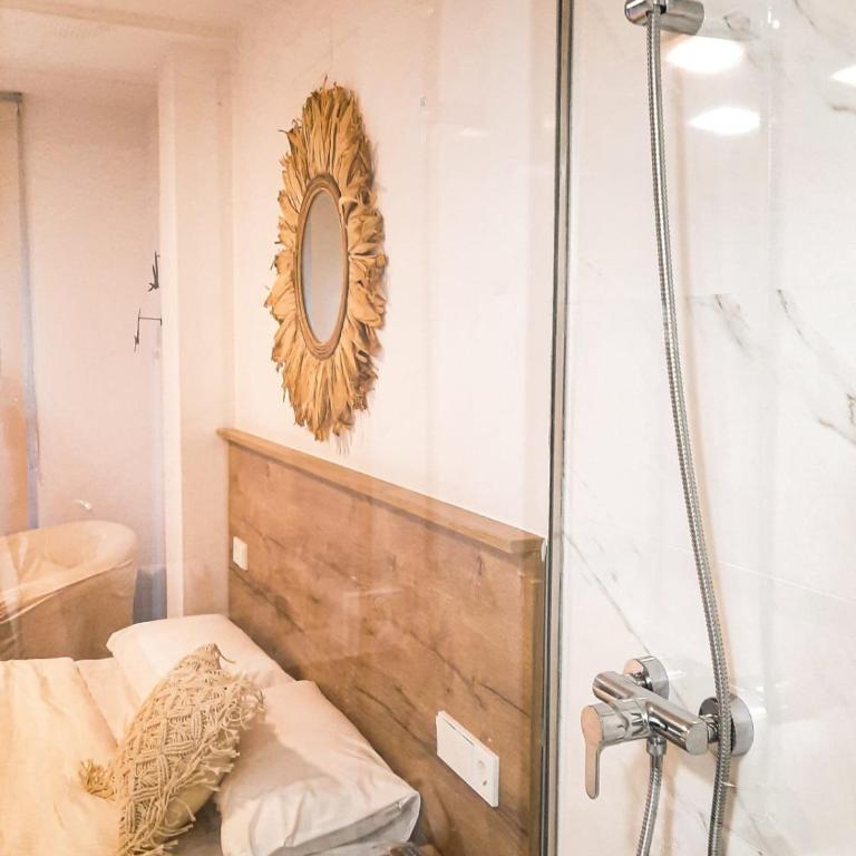 Bonefish Apartment - Three-Bedroom Apartment - 32