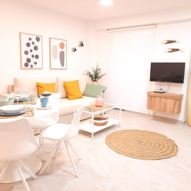 Bonefish Apartment - Three-Bedroom Apartment - 8