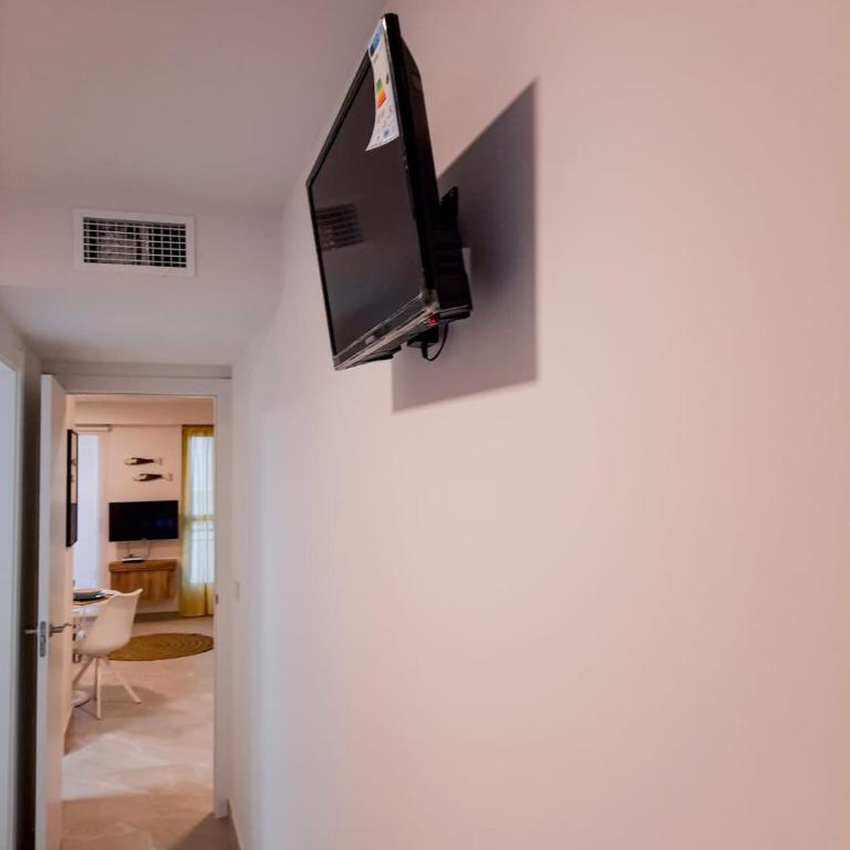 Bonefish Apartment - Three-Bedroom Apartment - 17
