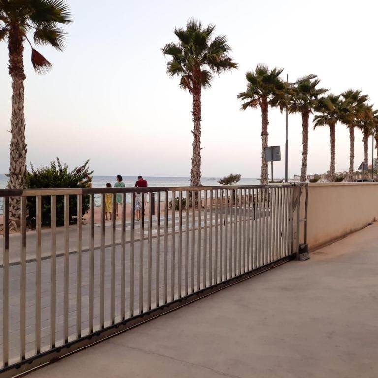 Bonefish Apartment - Three-Bedroom Apartment - 22