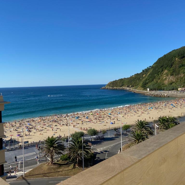BrisasVTsansebastian In Zurriola Beach, Penthouse, sea views - Apartamento de 2 dormitorios - 7