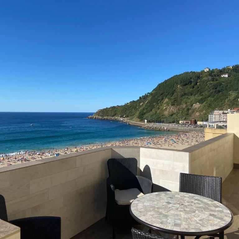 BrisasVTsansebastian In Zurriola Beach, Penthouse, sea views - Apartamento de 2 dormitorios - 17