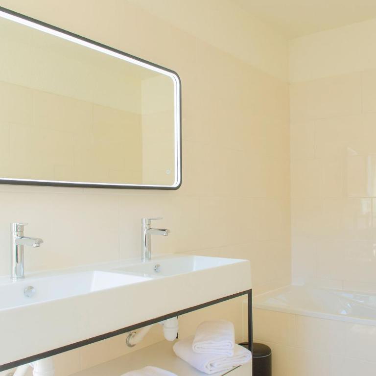 Hôtel IMPERATOR Béziers - Suite Junior Impériale - 2