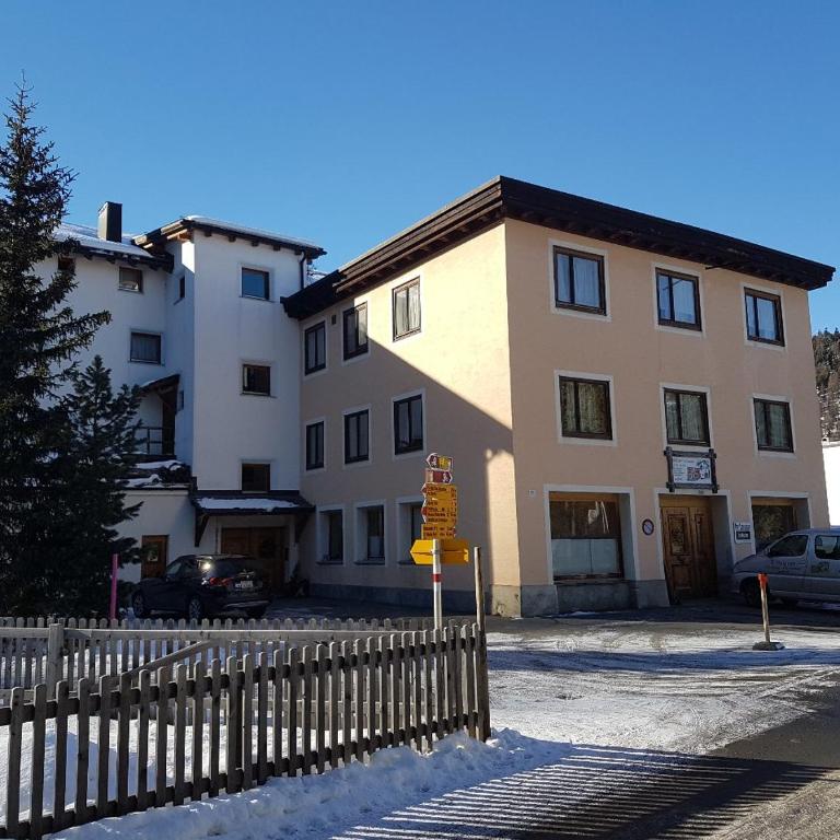 Chesa Madrisa - Apartment mit 1 Schlafzimmer und Balkon - 6