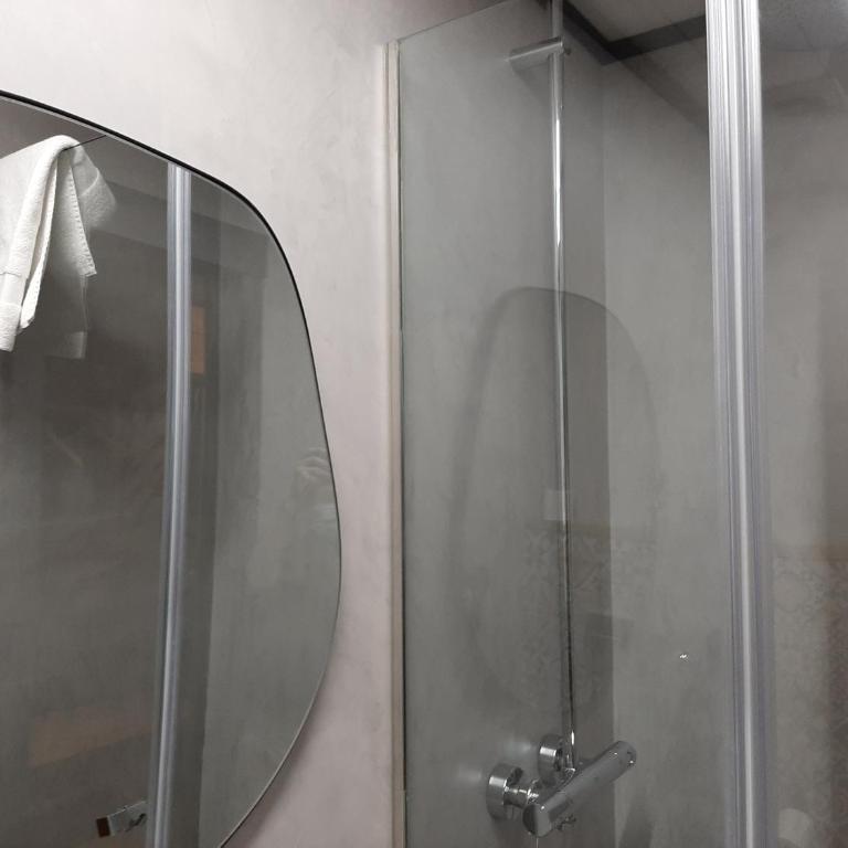 Amelia by gaiarooms - Habitación Doble con baño privado - 14