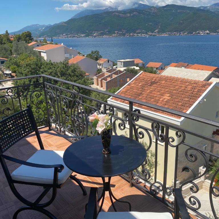 Villa Mare Apartments - Apartman s 1 Spavaćom Sobom, Balkonom i Pogledom na More - 13