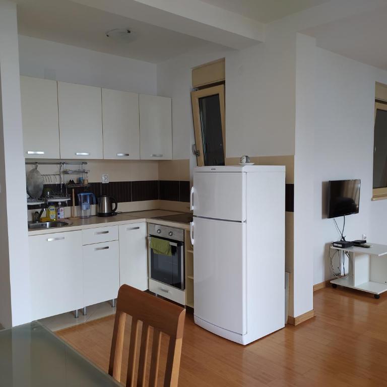 Sunny Bay Apartments - One-Bedroom Apartment - 20