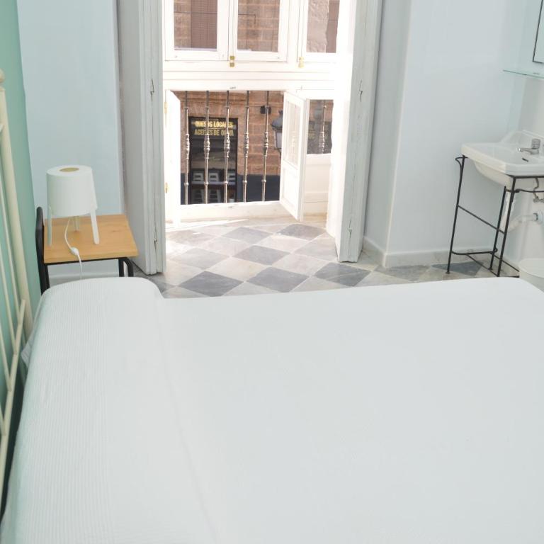 Pensión Las Cuatro Naciones - Habitación Doble con baño compartido - 1